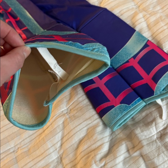 Marvel Ghost Spider Kids Costume - Purple/Pink/Blue Sz 3-4 - Picture 4 of 8